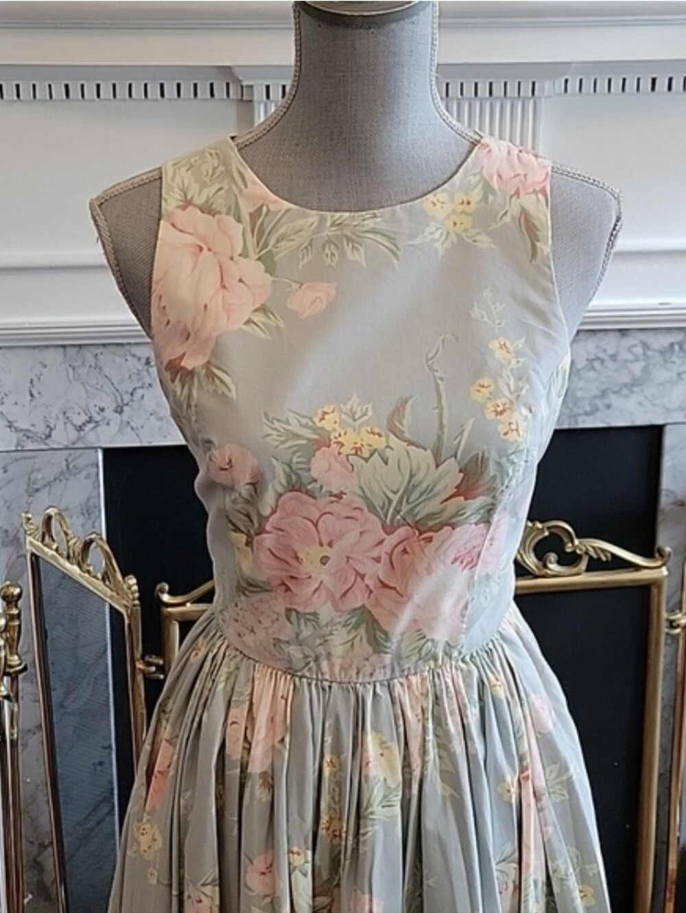 80's Bananna Republic Floral Dress - Picture 3 of 9